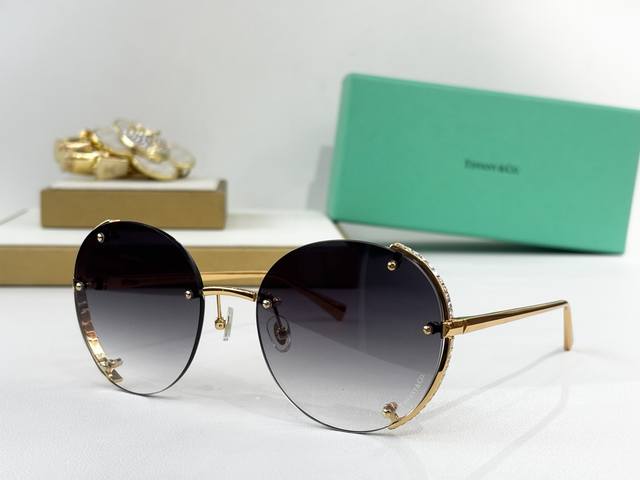 Tiffany&Co. Model: Tf3110 Size: 59 ports 20-142 Ddd