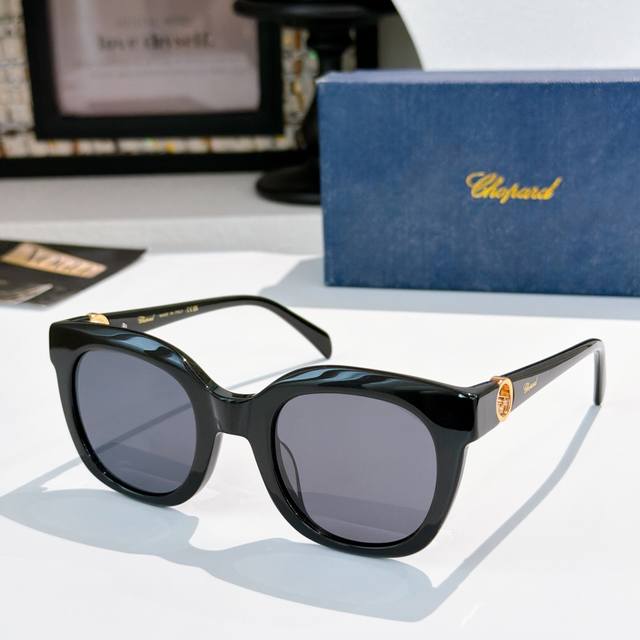 Chopar* Model: Sch335S Size: 50 ports 25-142 Ddd