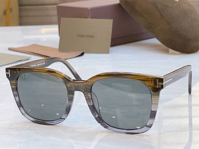 Tom Ford New Sunglasses, Model: TF 638-K, Size: 55 (22-145mm)