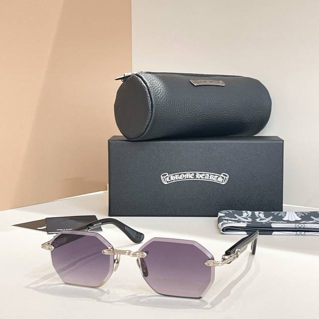 Chrome Heart*Model:Deppe Iisize: 57 ports 18-146 Ddd