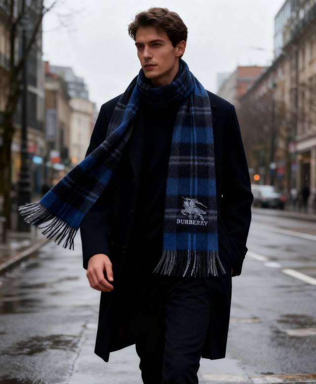 Burberry's latest check pattern unisex wool scarf, a top-tier choice from the ic