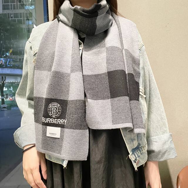 VIP Recommendation: Burberry's latest Tb scarf, top-quality cashmere scarf, a ho