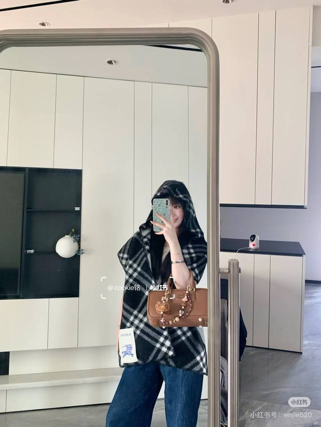 High-quality, fast-selling scarf, a dark horse in winter sales! Jun Ji-hyun's Bu