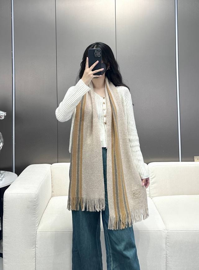 New Arrival! Unisex Loewe cashmere scarf, 100% pure cashmere, same style as in b