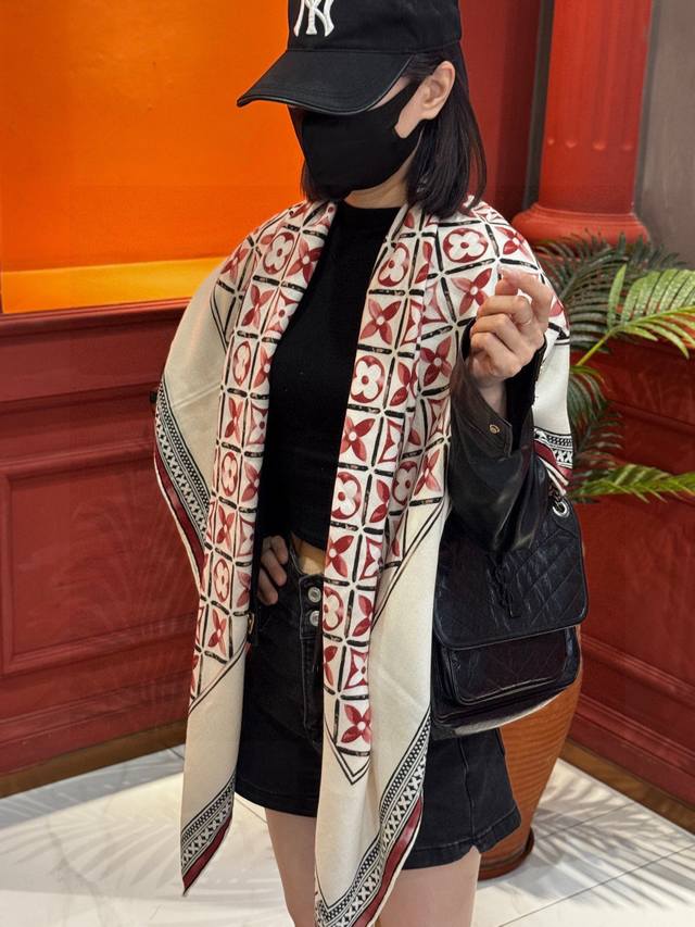 Top-grade velvet double-sided matching shawl (30% silk, 70% cashmere) 140*140 sq