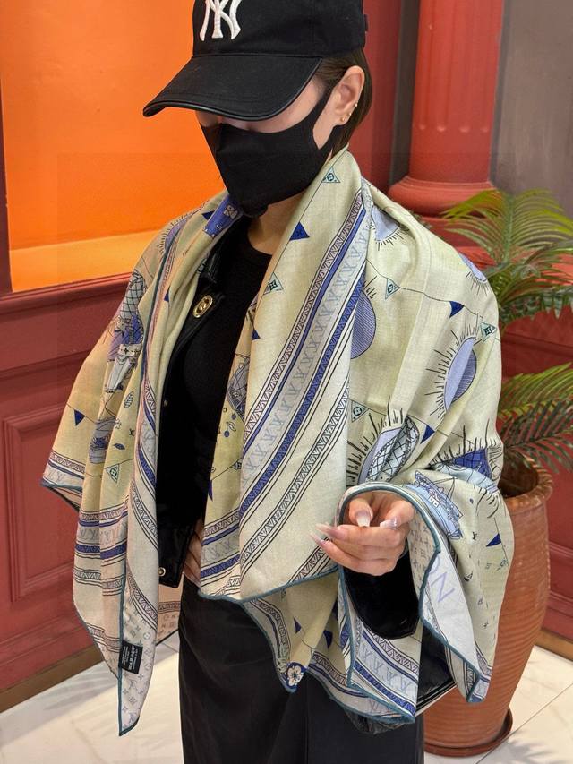 Double-sided, same color, original single-piece Lv140Cm velvet scarf, hot air ba