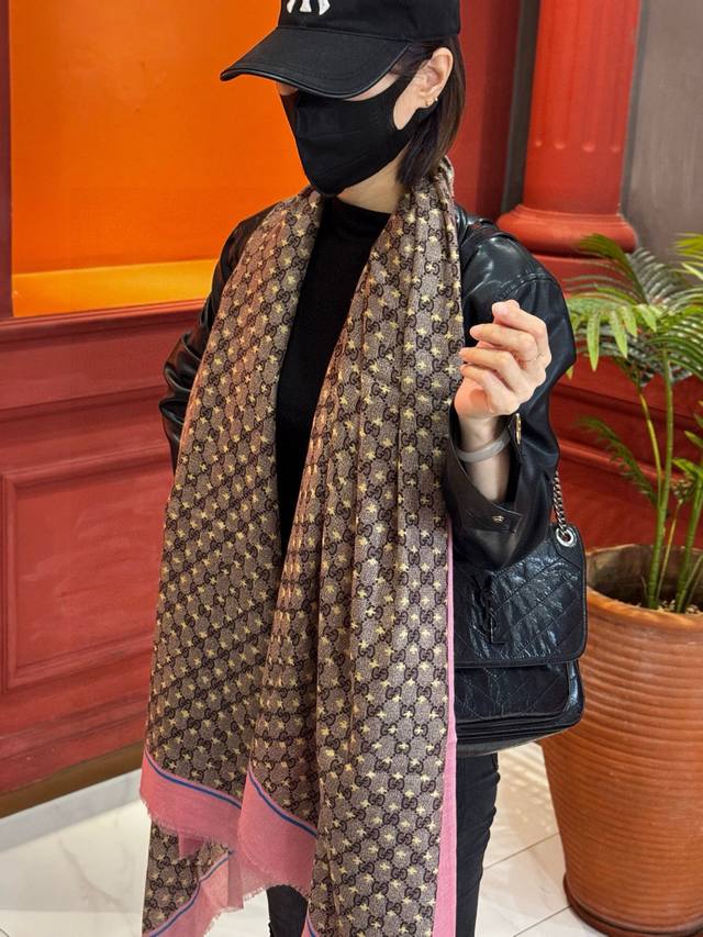 New Gucci design! The sparse, layered print is exquisite and truly special. It l