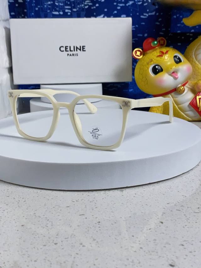 Celine 2025 New Arc de Triomphe Retro Angular Tr Popular Natural Look Anti-Blue