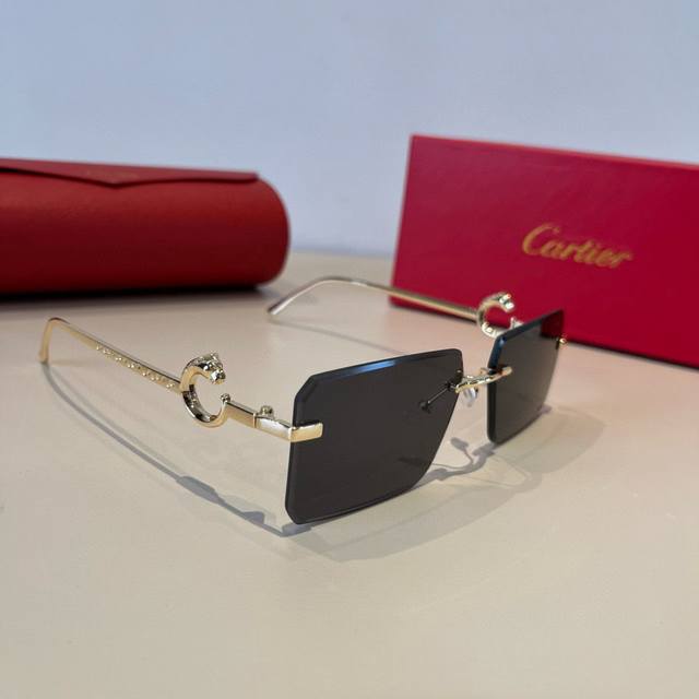 Cartie* Exquisite Cartie Sunglasses, made of metal, PC, with frameless, ultra-li