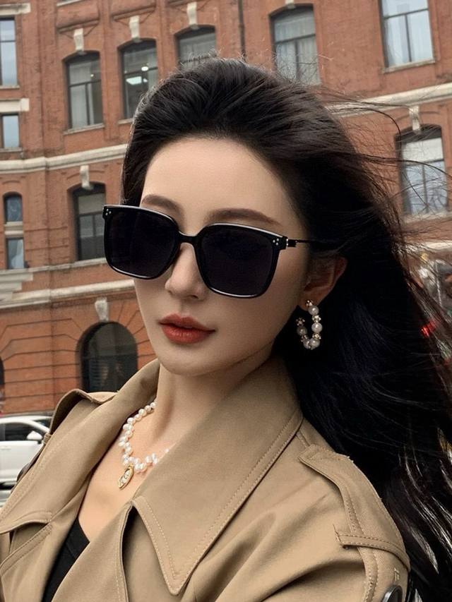 Gucci 2025 Spring New Trendy Popular Fashion Square Frame Polarized Sunglasses H