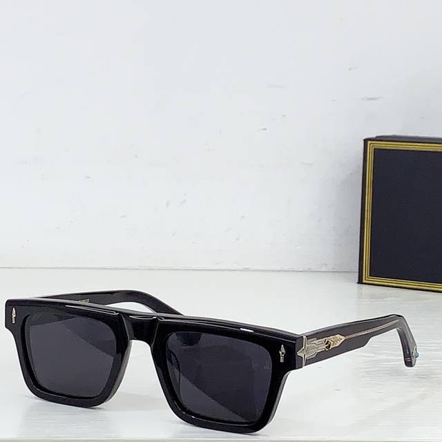 Jacques Marie Mag* Model: Laramie Size: 52-inch 24-inch with case Ddd