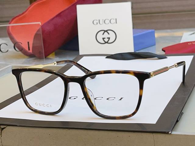 Gucc* Gucci new eyeglass frame, Gg1526Oa, Size: 52