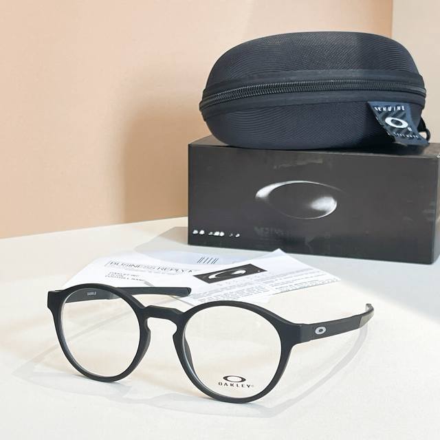 Oakle*Model:Ox8165Size:50 ports 21-136 Ddd