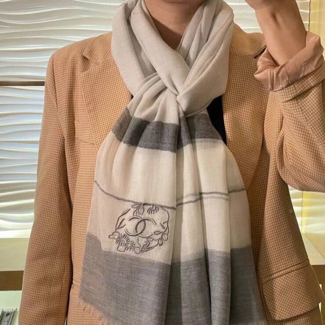 New Arrival: Chanel cashmere scarf! The feel is amazing, top-quality genuine cas