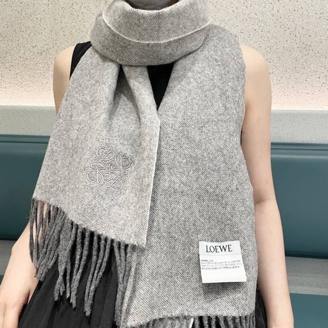 Hot-selling top-tier Loewe double-sided cashmere scarf, directly supplied to Dub