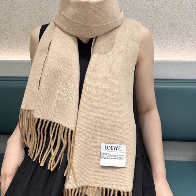 Hot-selling top-tier Loewe double-sided cashmere scarf, directly supplied to Dub