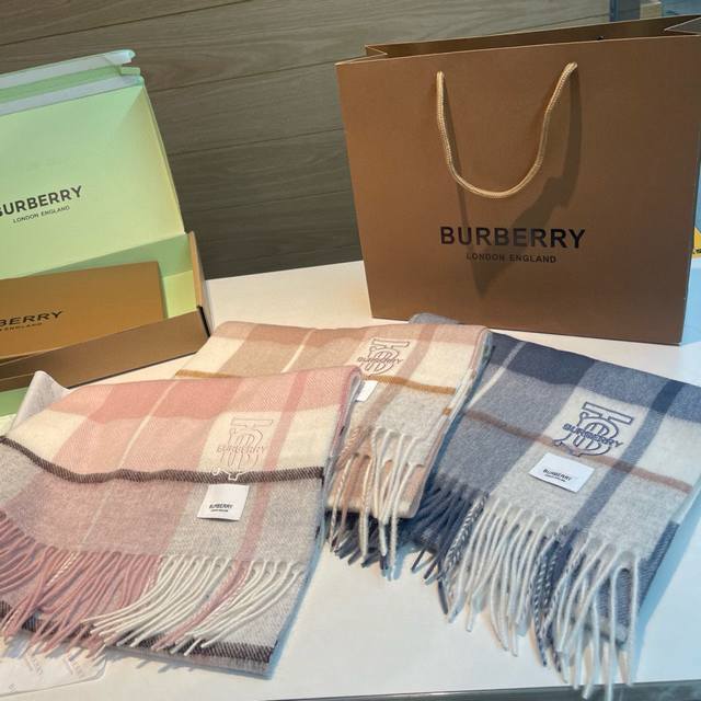 This Burberry check scarf is absolutely gorgeous! It's so stylish and charming,