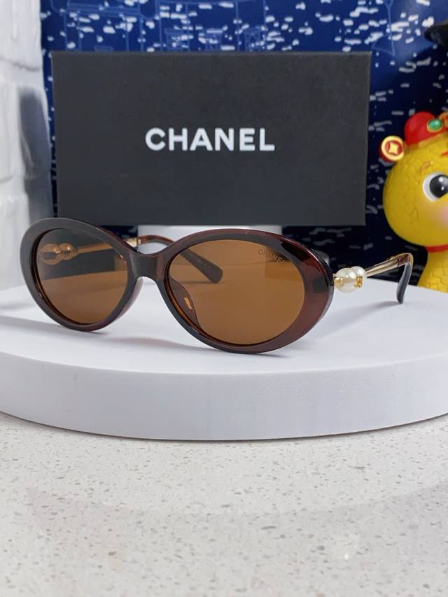 Chanel 2025 New Double Pearl Sunglasses Women's Retro High-End Black Oval Sungla