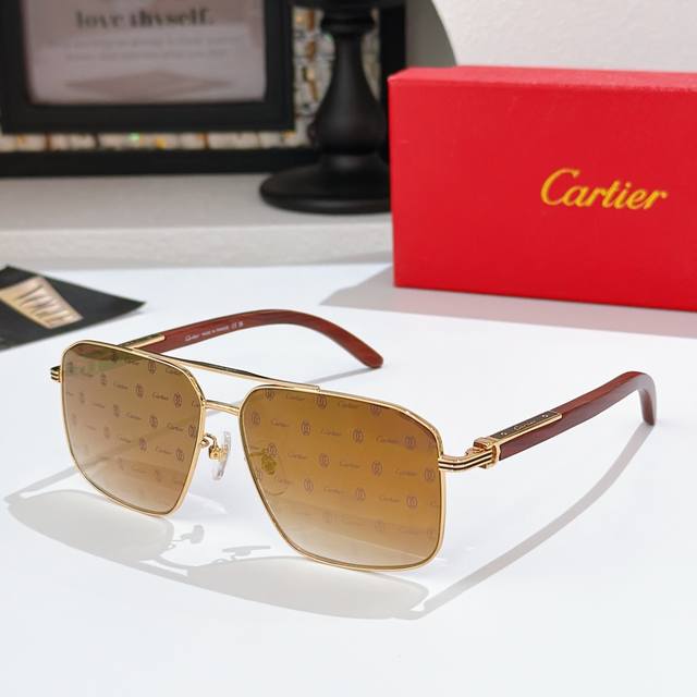 Cartie* Model: Ct0567S Size: 61 ports 14-145 Ddd