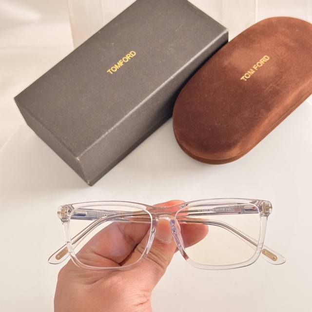 Tom For*Model: Tf5407Size: 54 ports 16-145 Ddd