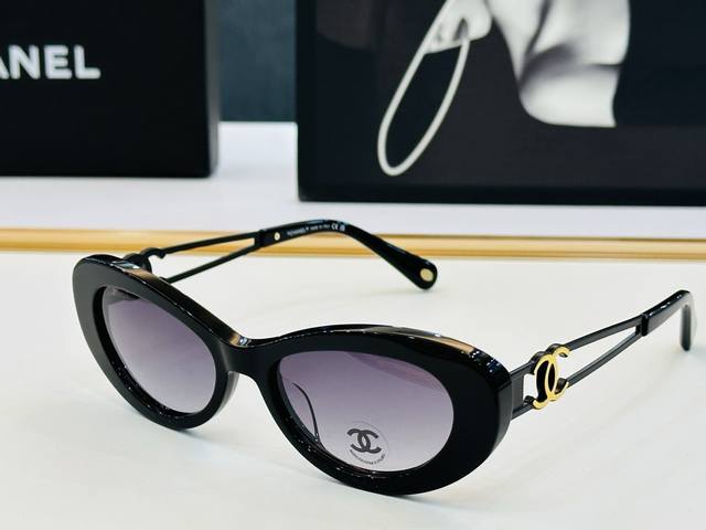 Chanel* Model: Ch9179 Size: 52 (18-140cm) Perfect quality, unique design suitabl