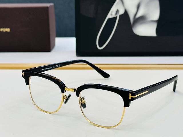 Tom Ford Model: FT6016-KB Size: 50cm x 21-145 Fashionable Sunglasses