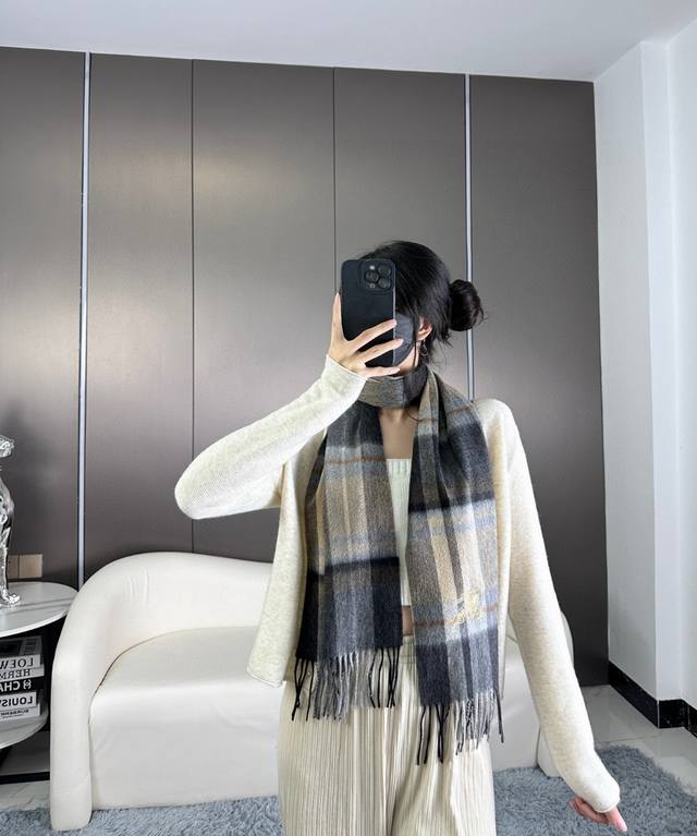 Stylish and handsome gentleman, No.1! Highly recommended high-end men's scarf~ S