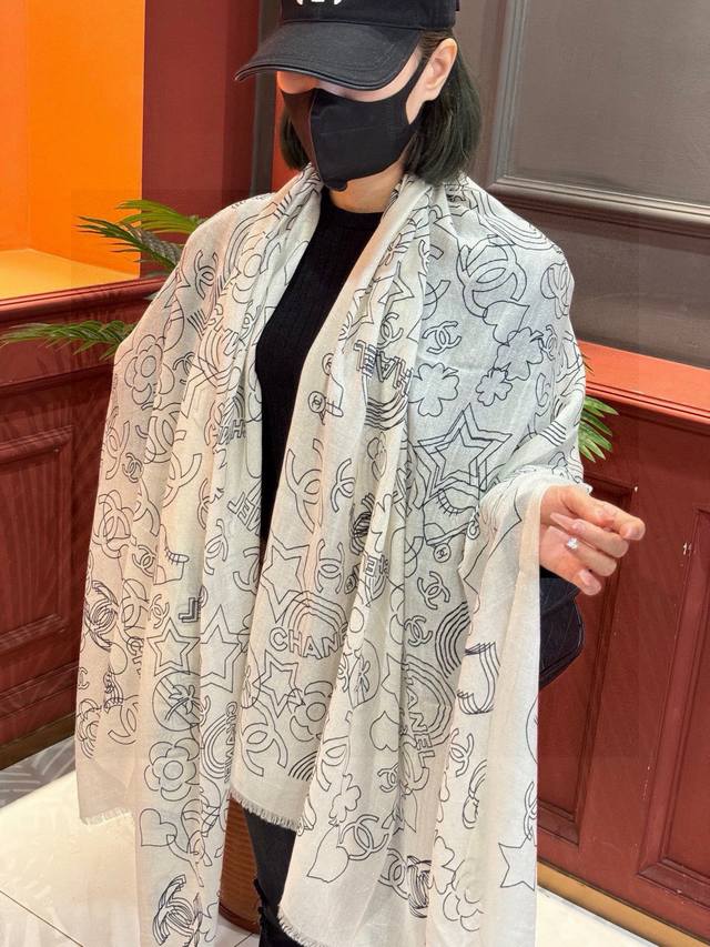 New Arrival! This shimmering, custom-made silver-thread cashmere long scarf is a