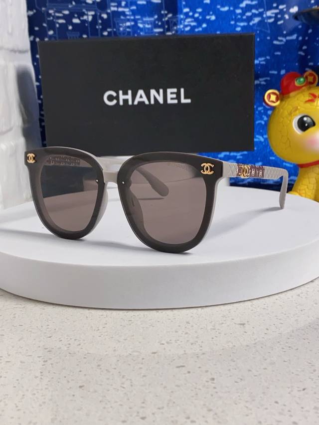 Chanel 2025 New High-End Polarized Sunglasses for Women, Slimming Face Fashion S