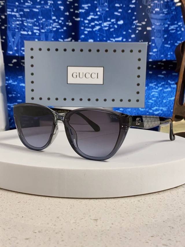 Gucci 2025 New Cat-Eye Frame Sunglasses Women's Popular Style Sunshade Sunglasse
