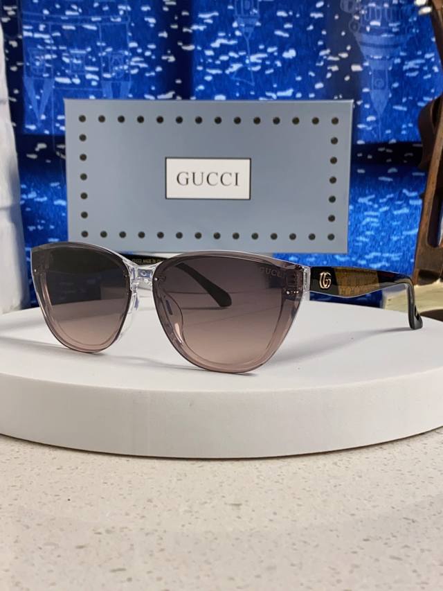 Gucci 2025 New Cat-Eye Frame Sunglasses Women's Popular Style Sunglasses Men's U