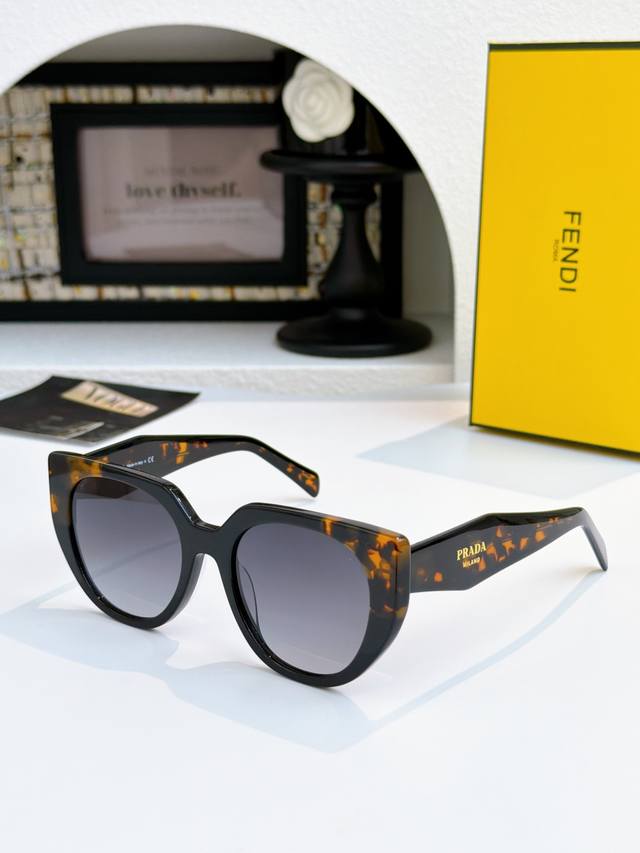 Prad* Model: Pr 14Ws Size: 52 ports 20-145 Ddd