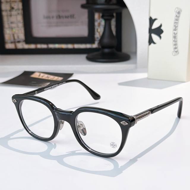 Chrome Heart* Mod: Just In-A Size: 48 ports 24-149 Ddd