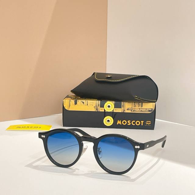 Moscotmodel: Miltzensize:49 mouth 22-145 Ddd