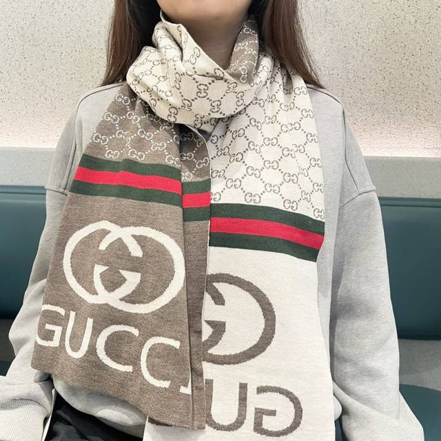 2025 Newest Gucci Scarf from the Boutique - A Hot Arrival! Top-Tier Yarn-Dyed Wo