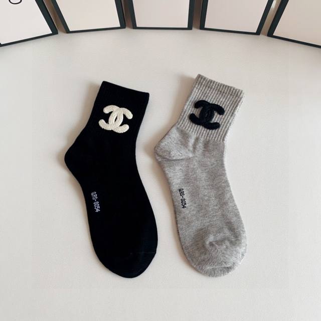 Special Packaging Chanel Popular Online Item #New Mid-Length Slouch Socks! Two p