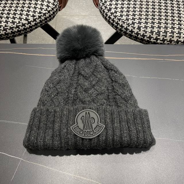 Moncler Fall/Winter Knitted Wool Earm Protector Hat, plush material, very versat