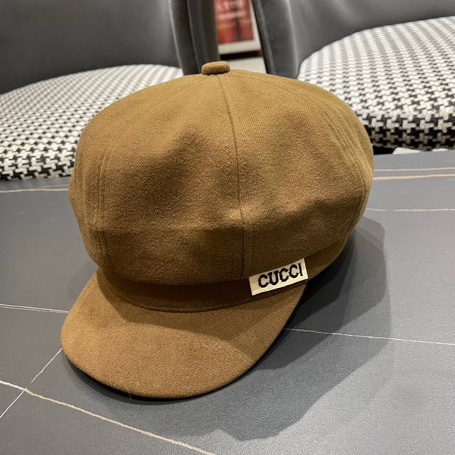 Gucci Fall/Winter New Denim Beret/Baseball Cap, super stylish design, a must-hav