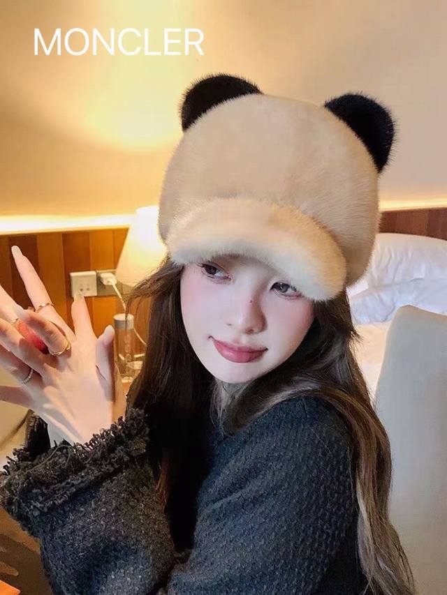 Moncler Women's Winter New Ear Hat, Fur Thickened Warm Duckbill Cap, Casual Shop