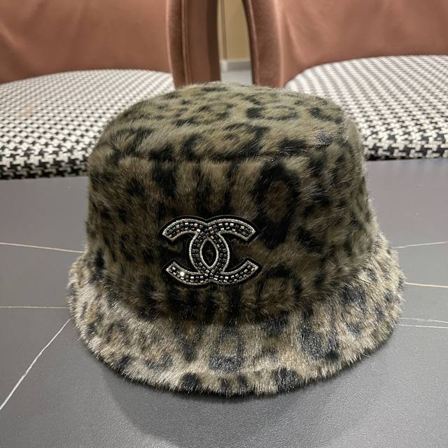 Chanel Korean Style Leopard Print Plush Hat Women's Autumn and Winter New Fisher