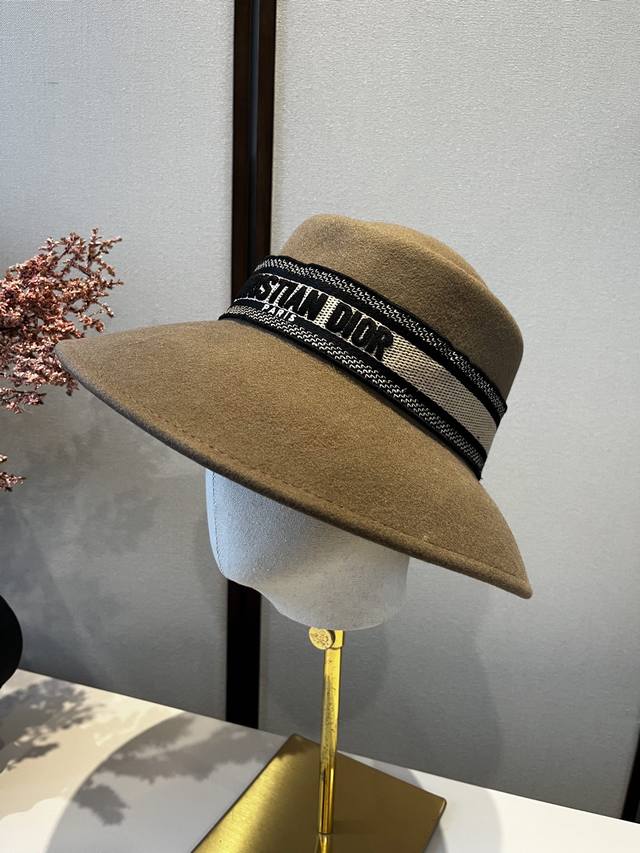 Dior Fall/Winter New Wool Bucket Hat, 100% Wool Fabric, Head Circumference 57cm