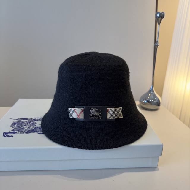 Burberry new autumn/winter fisherman's hat, knitted fabric, head circumference 5