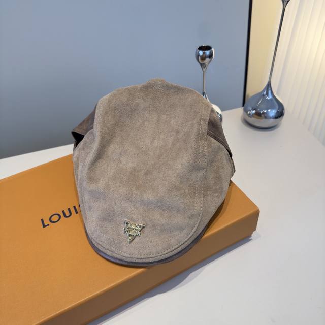 Louis Vuitton new baseball cap with front lip, head circumference 58cm Ddd