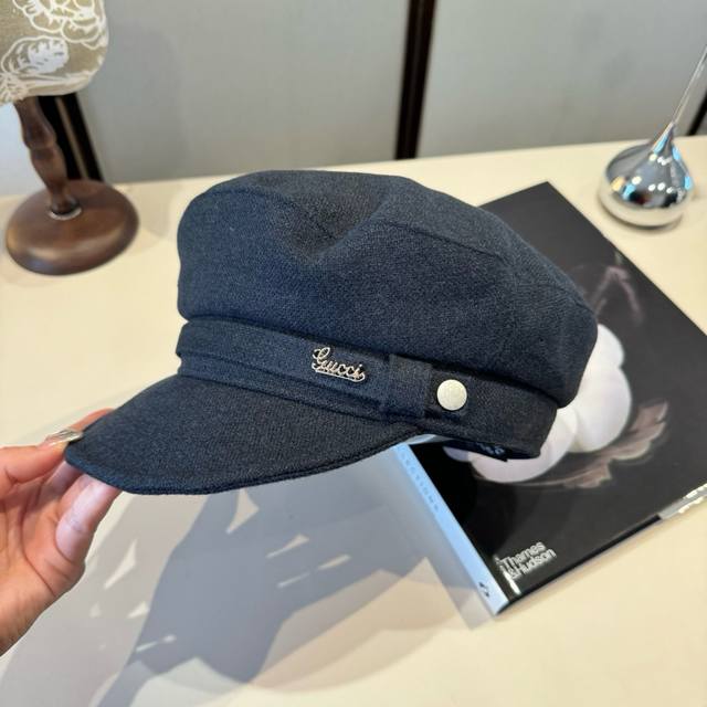 Gucci wool painter baseball cap, 100% wool fabric, head circumference 57cm.