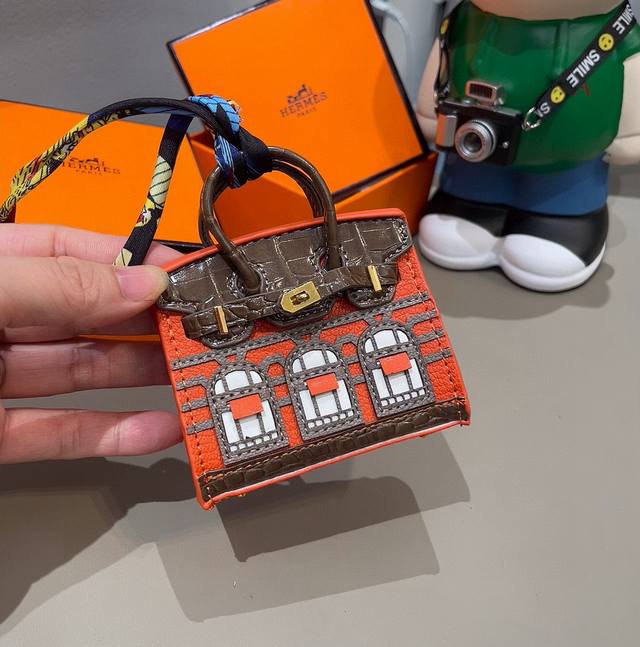Hermes Mini Birkin Bag Charm, Creative Little House Bag, Universal Bluetooth Ear