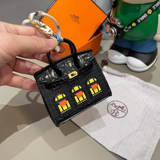 Hermes Mini Birkin Bag Charm, Creative Little House Bag, Universal Bluetooth Ear
