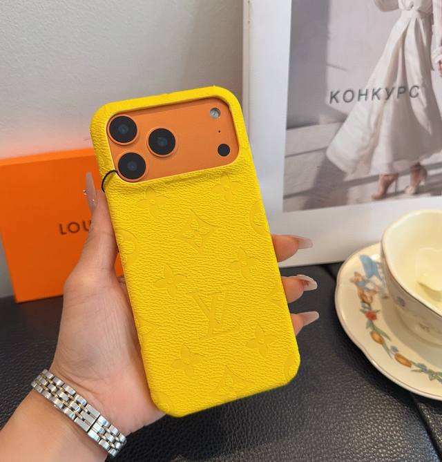 Starry Orange Series Lv Lychee Textured Cowhide Embossed Phone Case Model: To av