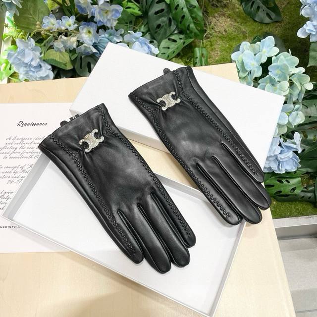 New Exclusive First Release Touchscreen Gloves with Packaging - Celine Original
