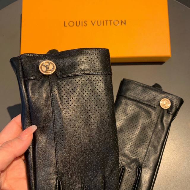 2025 New Exclusive First Release Touchscreen Gloves Men's Gloves Louis Vuitton M