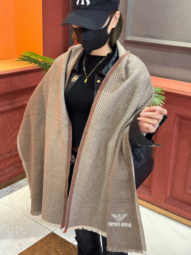 Emporio Armani. Ea Armani. Autumn/Winter New Arrival, Men's Cashmere Scarf. Incr